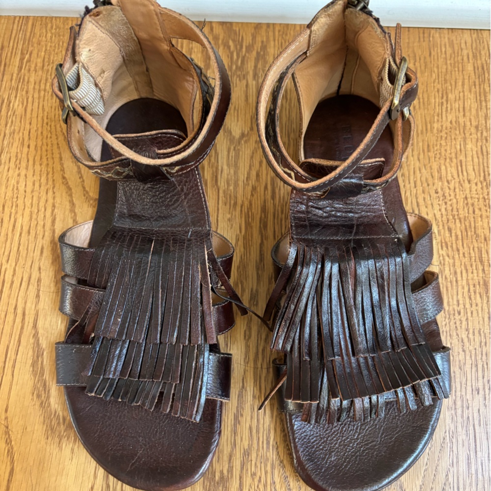 Bed Stu Brown Fringe Leather Sandals